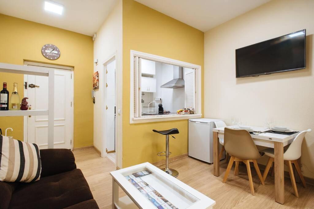 Apartamento Cozy And Well Located In The Center Of Sevilla