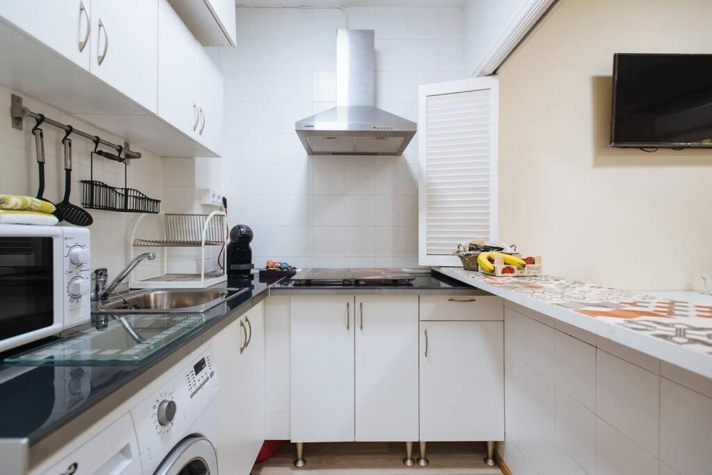 Cozy And Well Located In The Center Of * Sevilla