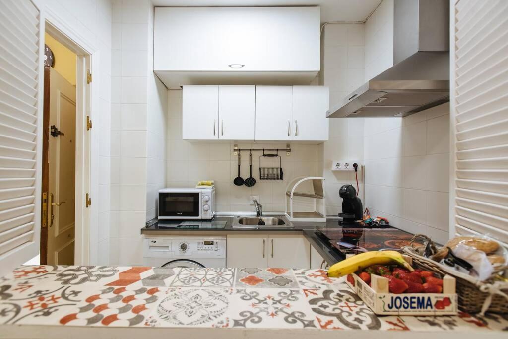 Cozy And Well Located In The Center Of Sevilla